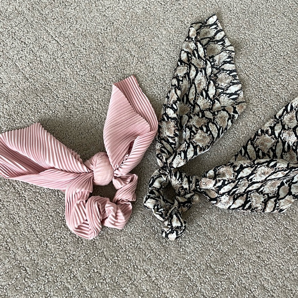 🍄 Hair Bow Scrunchies
